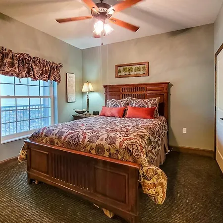 River Place 527
